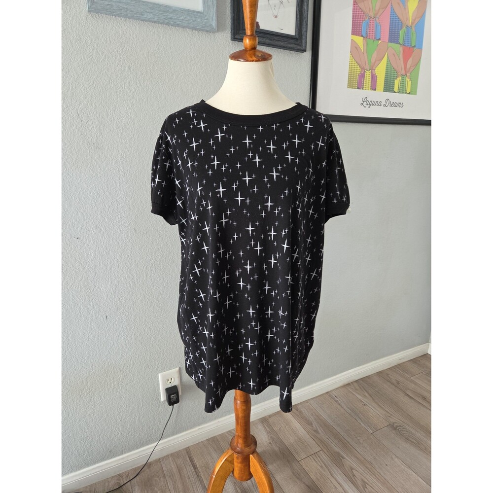 LuLaRoe Liv Tshirt top black white 2XL